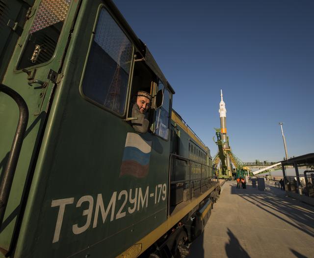 NASA image: Expedition 33 Soyuz Rollout