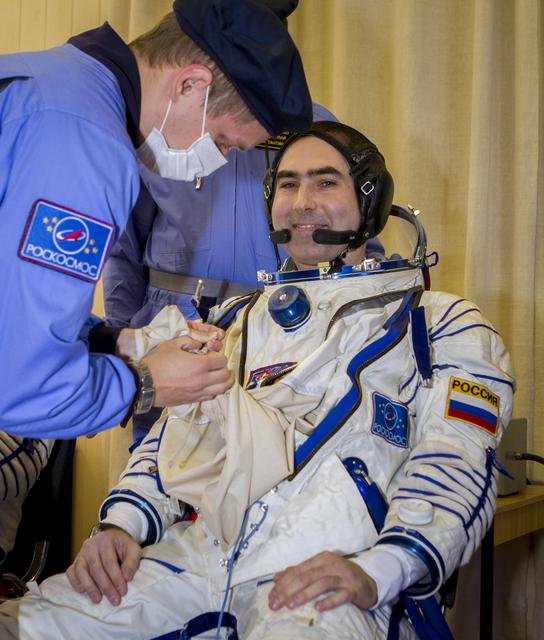 NASA image: Expedition 33 Crew Suitup