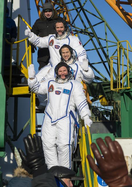 Expedition 34 Preflight