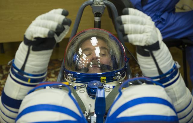 NASA image: Expedition 34 Preflight