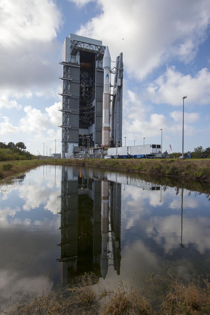 CAPE CANAVERAL, Fla. -- At Cape Canaveral Air Force Station's Space Launch Complex 41, the United Launch Alliance Atlas V rocket set to carry NASA's Tracking and Data Relay Satellite, TDRS-K, moves from the Vertical Integration Facility to the launch pad. Liftoff for the TDRS-K is planned for Jan. 30, 2013. The TDRS-K spacecraft is part of the next-generation series in the Tracking and Data Relay Satellite System, a constellation of space-based communication satellites providing tracking, telemetry, command and high-bandwidth data return services. For more information, visit http:__www.nasa.gov_mission_pages_tdrs_index.html Photo credit: NASA_Kim Shiflett
