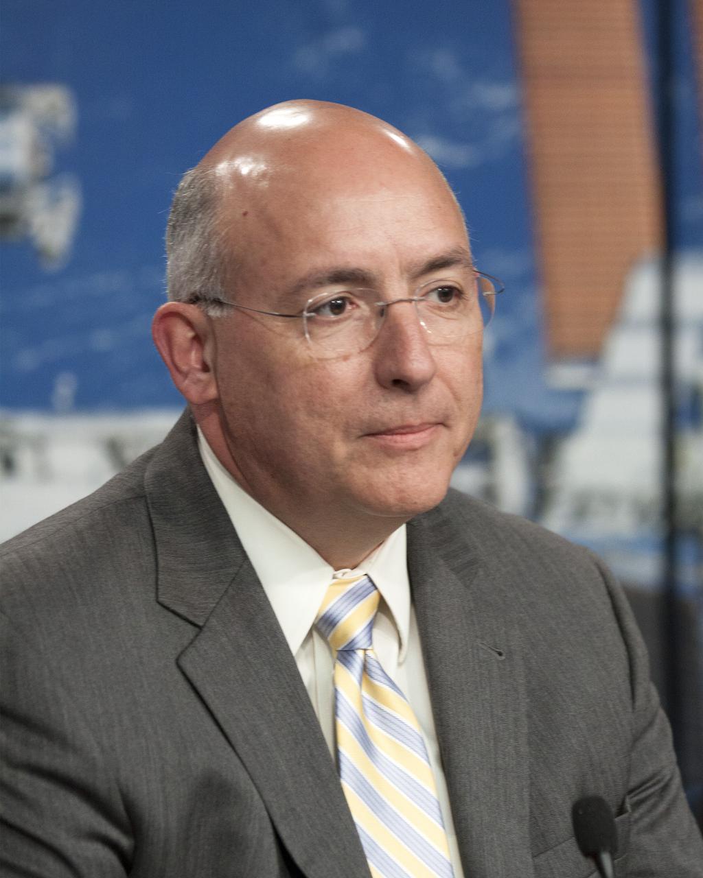 CAPE CANAVERAL, Fla. - Media attending a pre-launch news conference at the Kennedy Space Center, Fla. heard from Mike Suffredini, NASA program manager for the International Space Station at the Johnson Space Center. Scheduled for launch March 1 atop a Falcon 9 rocket, the SpaceX Dragon capsule will be making its third trip to the space station. The mission is the second of 12 SpaceX flights contracted by NASA to resupply the orbiting laboratory. For more information, visit http:__www.nasa.gov_mission_pages_station_structure_launch_spacex2-feature.html Photo credit: NASA_Kim Shiflett