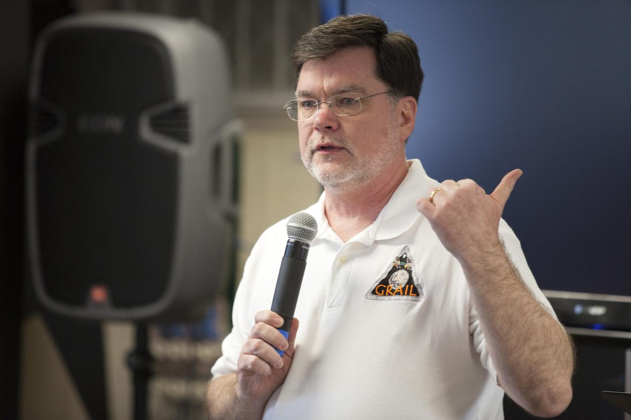 CAPE CANAVERAL, Fla. -- NASA Deputy Chief Technologist James Adams speaks to some of the agency's social media followers during two days of presentations on the launch of SpaceX-2. The social media participants gathered at the Florida spaceport on Feb. 28 and March 1, to hear from key leaders who updated the space agency's current efforts. Photo credit: NASA_Frankie Martin