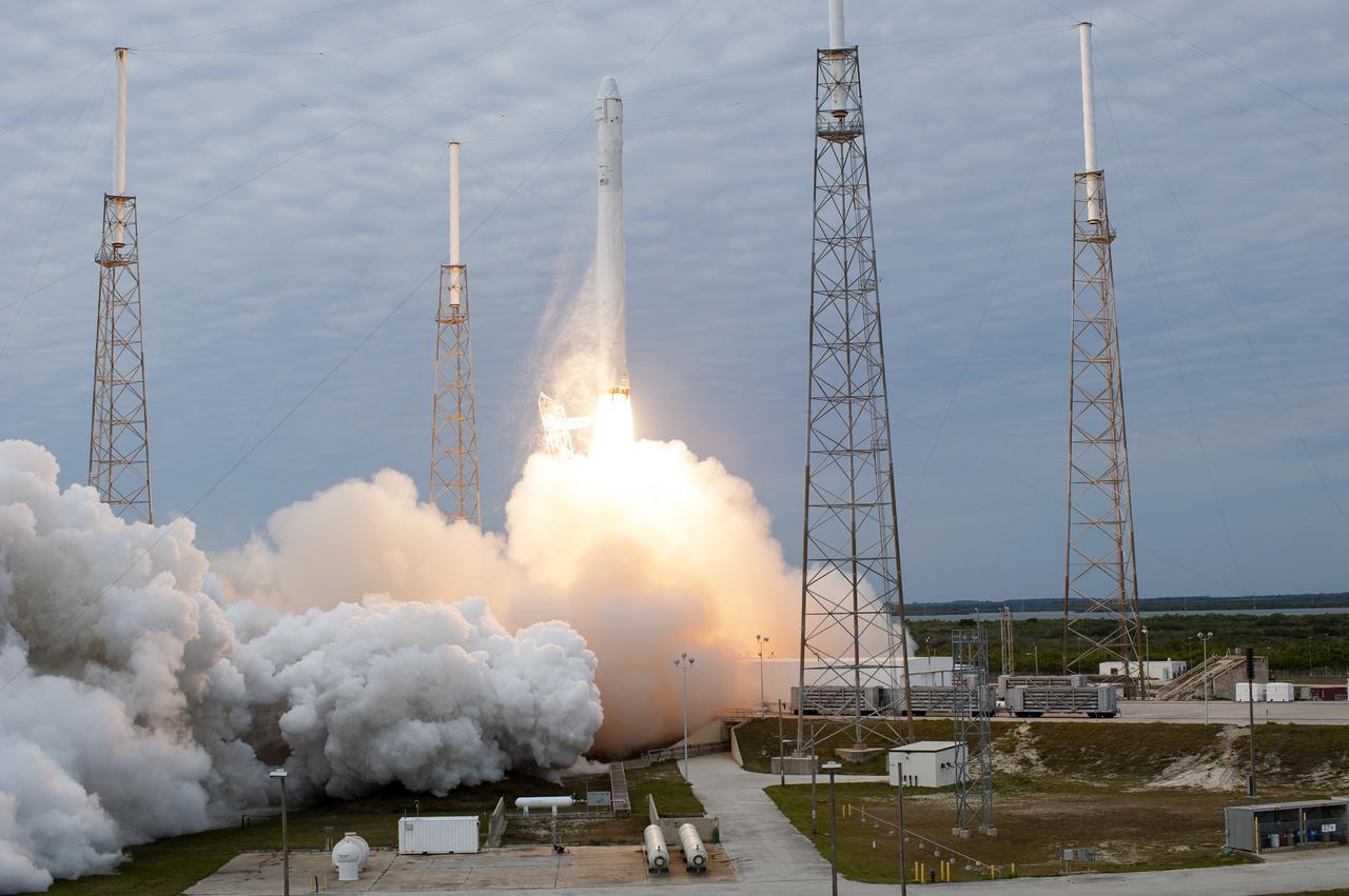CAPE CANAVERAL, Fla. -- A Space Exploration Technologies, or SpaceX, Falcon 9 rocket lifts off Space Launch Complex 40 on Cape Canaveral Air Force Station in Florida at 10:10 a.m. EST, carrying a Dragon capsule filled with cargo. The SpaceX Dragon capsule is making its third trip to the International Space Station, following a demonstration flight in May 2012 and the first resupply mission in October 2012. The SpaceX-2 mission is the second of 12 SpaceX flights contracted by NASA to resupply the orbiting laboratory. For more information, visit http:__www.nasa.gov_mission_pages_station_structure_launch_spacex2-feature.html Photo credit: NASA_Tony Gray and Robert Murray