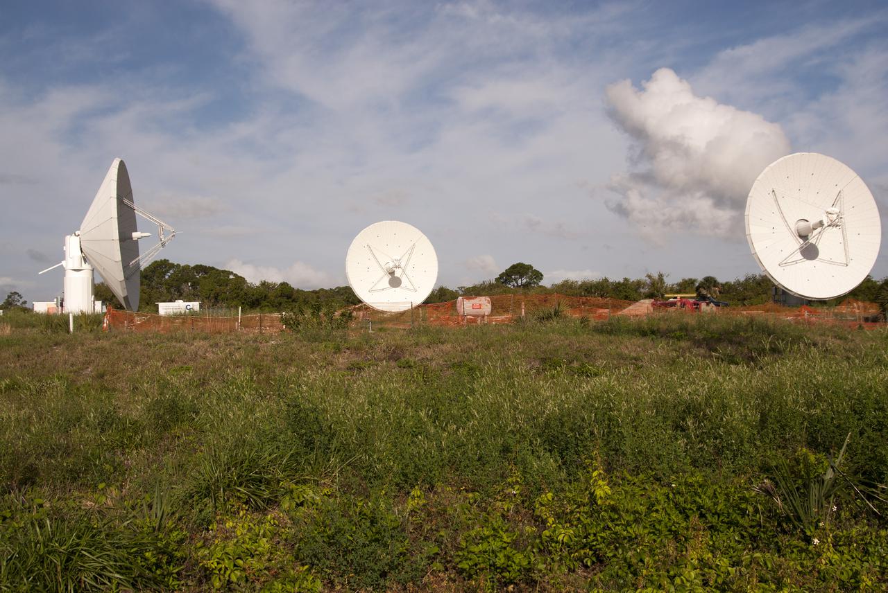 CAPE CANAVERAL, Fla. – At NASA’s Kennedy Space Center in Florida, construction is almost complete on the Antenna Test Bed Array for the Ka-Band Objects Observation and Monitoring, or Ka-BOOM, system. The Ka-BOOM project is one of the final steps in developing the techniques to build a high power, high resolution radar system capable of becoming a Near Earth Object Early Warning System. While also capable of space communication and radio science experiments, developing radar applications is the primary focus of the arrays. The 40-foot-diameter dish antenna arrays are near the former Vertical Processing Facility, which has been demolished. Photo credit: NASA_Charisse Nahser