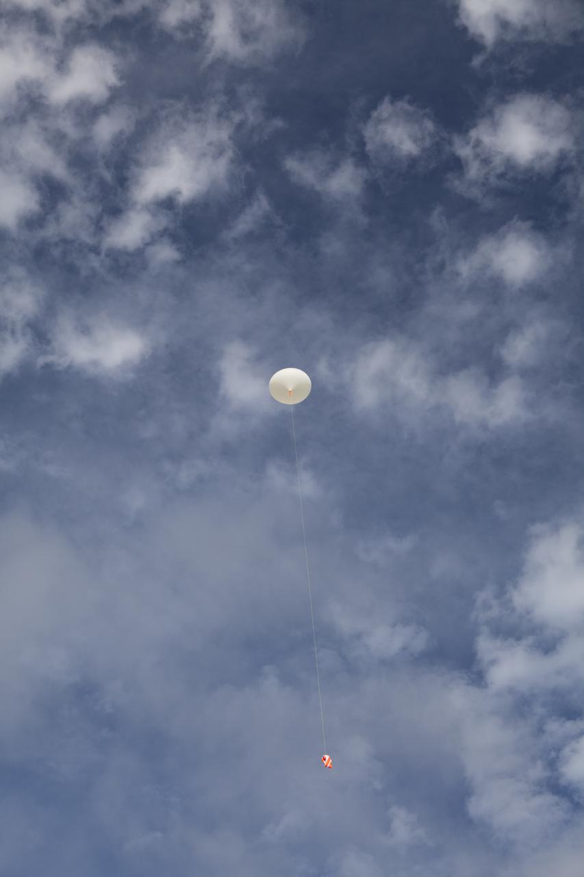 Rocket University - Balloon Launch at KARS 1