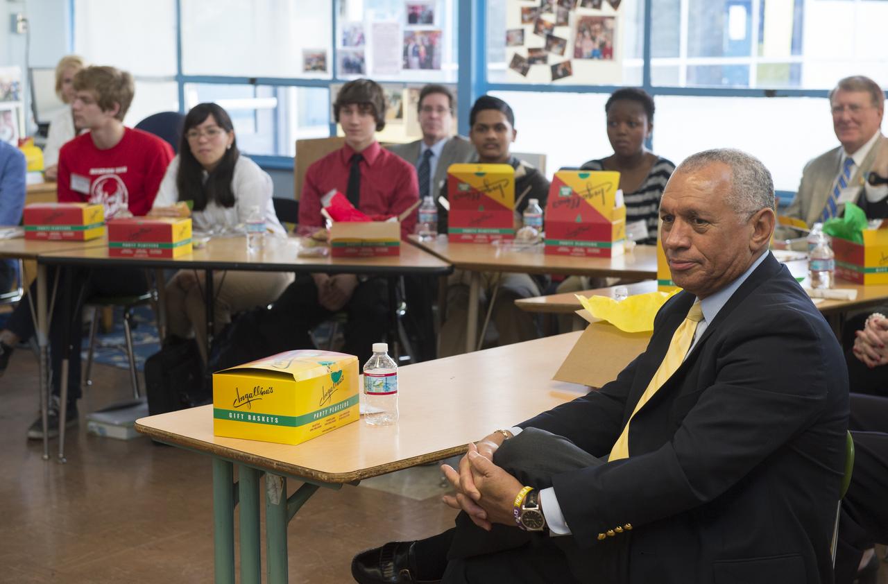 NASA Administrator Charles Bolden listens to students at Aviation High School at a lunch and learn session Tuesday, Jan. 15, 2013 in Des Moines, WA.  Aviation High School is a college preparatory aviation- and aerospace-themed school and a premier school of choice for science, technology, engineering and math (STEM) in the Pacific Northwest.  Photo Credit: (NASA/Carla Cioffi)