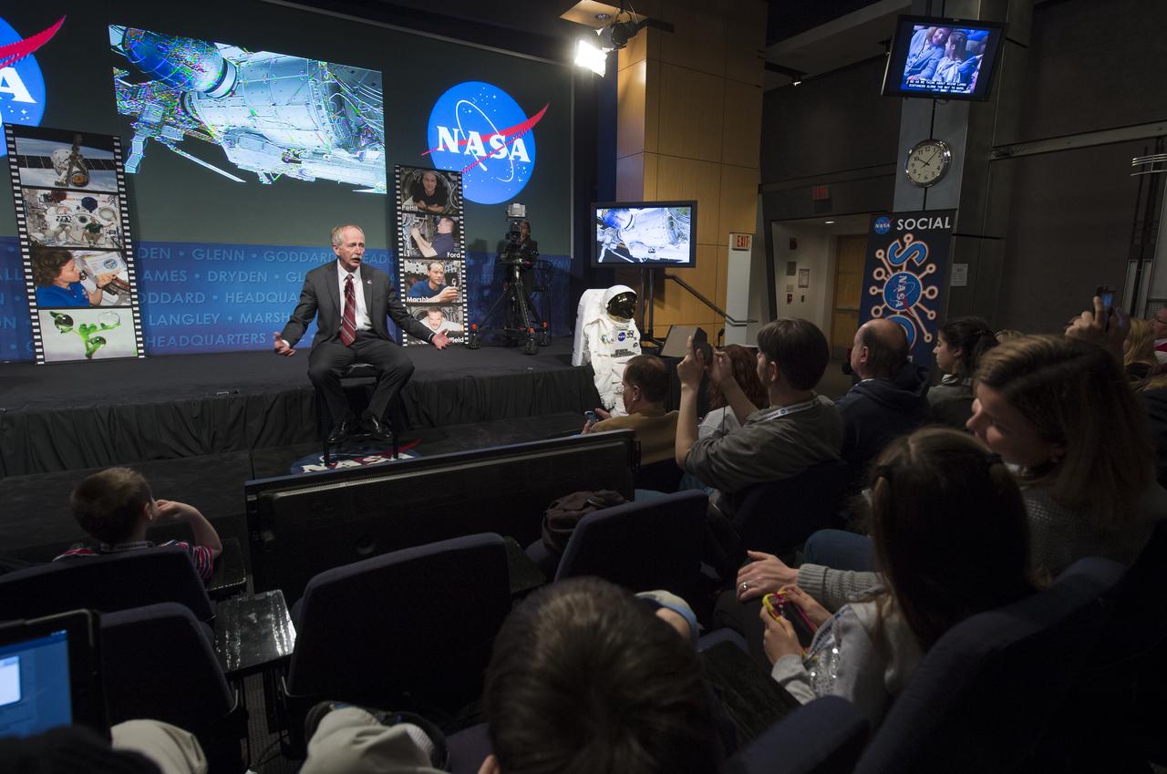 William Gerstenmaier, Associate Administrator Human Exploration and Operations, speaks at a NASA Social on Science on the International Space Station at NASA Headquarters, Wednesday, Feb. 20, 2013 in Washington.  Photo Credit: (NASA/Carla Cioffi)