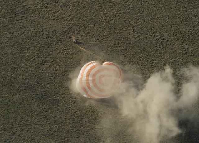 NASA image: Expedition 35 Landing