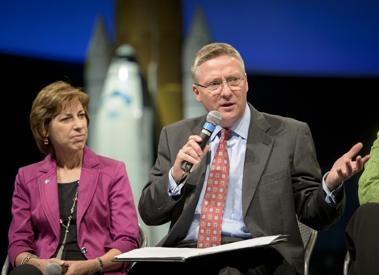 Tom Costello from NBC News moderates a panel discussion titled "Sally Ride: How Her Historic Space Mission Opened Doors for Women in Science" as Director of the NASA Johnson Space Center Ellen Ochoa looks on at the National Air and Space Museum on Friday, May 17, 2013 in Washington.  Photo Credit: (NASA/Bill Ingalls)