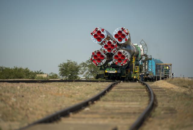 NASA image: Expedition 36 Soyuz TMA-09M Rollout