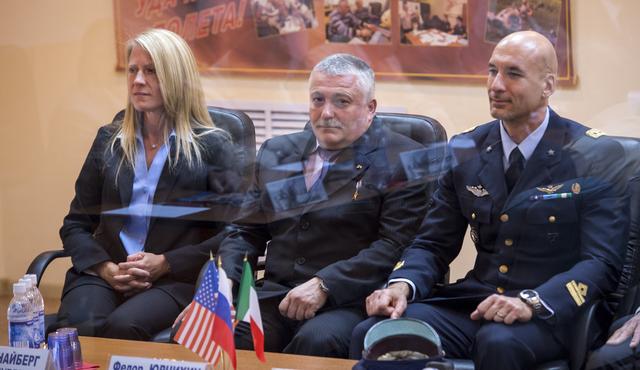 NASA image: Expedition 36 State Commission