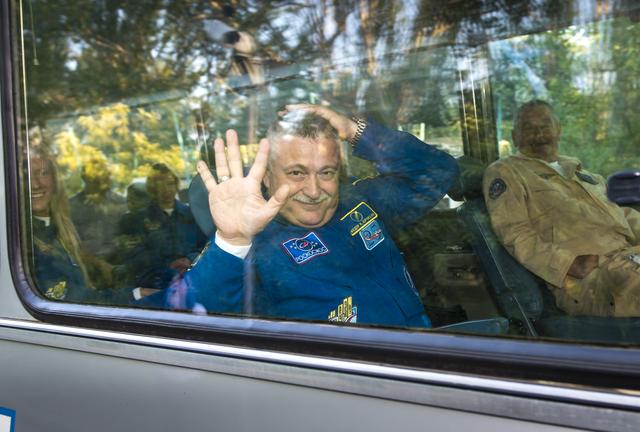 NASA image: Expedition 36 Preflight