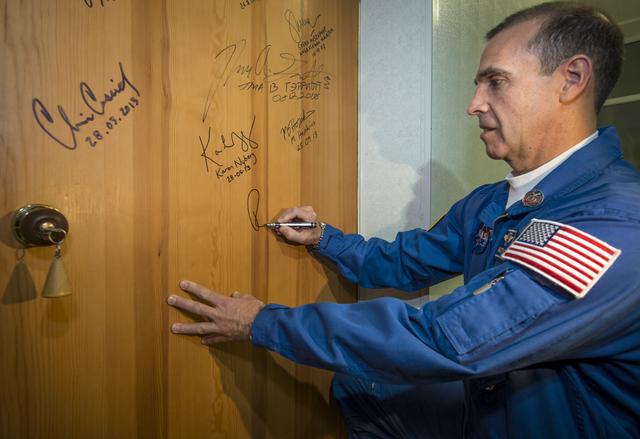 NASA image: Expedition 38 Prelaunch