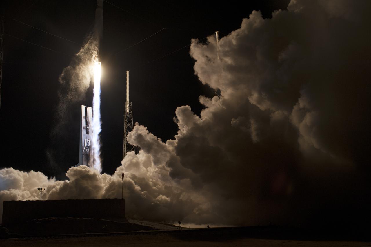 CAPE CANAVERAL, Fla. – The United Launch Alliance Atlas V rocket lifts off from Space Launch Complex 41 at Cape Canaveral Air Force Station carrying NASA's Tracking and Data Relay Satellite, or TDRS-L, spacecraft to Earth orbit. Liftoff was at 9:33 p.m. EST. The TDRS-L spacecraft is the second of three new satellites designed to ensure vital operational continuity for NASA by expanding the lifespan of the Tracking and Data Relay Satellite System TDRSS fleet, which consists of eight satellites in geosynchronous orbit. The spacecraft provide tracking, telemetry, command and high bandwidth data return services for numerous science and human exploration missions orbiting Earth. These include NASA's Hubble Space Telescope and the International Space Station. TDRS-L has a high-performance solar panel designed for more spacecraft power to meet the growing S-band communications requirements. TDRSS is one of NASA Space Communication and Navigation’s SCaN three networks providing space communications to NASA’s missions. For more information more about TDRS-L, visit: http:__www.nasa.gov_tdrs To learn more about SCaN, visit: www.nasa.gov_scan Photo credit: NASA_Tony Gray and Sandy Joseph