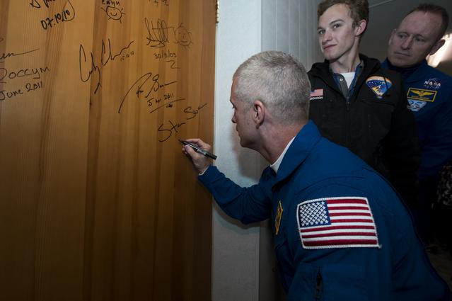 NASA image: Expedition 39 Door Signing