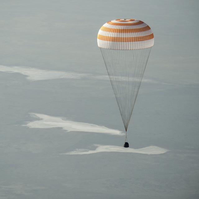 NASA image: Expedition 39 Soyuz TMA-11M Landing
