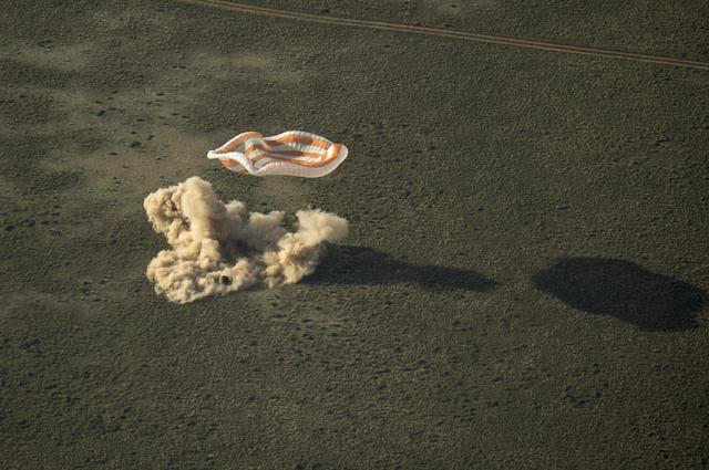 NASA image: Expedition 39 Soyuz TMA-11M Landing