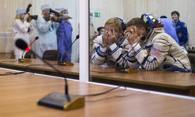 NASA image: Expedition 40 Preflight