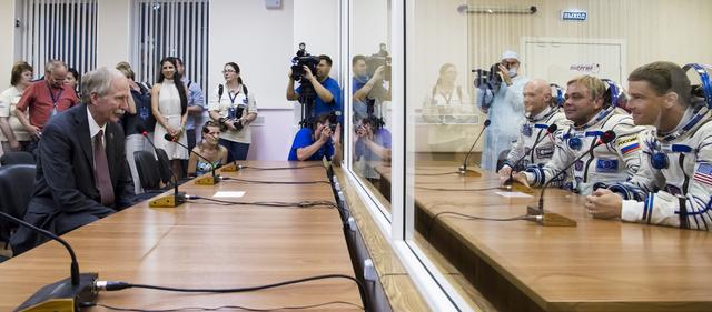 NASA image: Expedition 40 Preflight