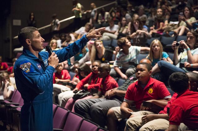 NASA image: Astronaut Mike Hopkins Visit to Maryland Science Center
