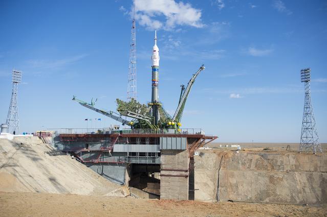NASA image: Expedition 41 Rollout