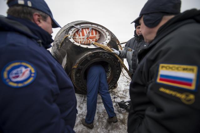 NASA image: Expedition 41 Soyuz TMA-13M Landing
