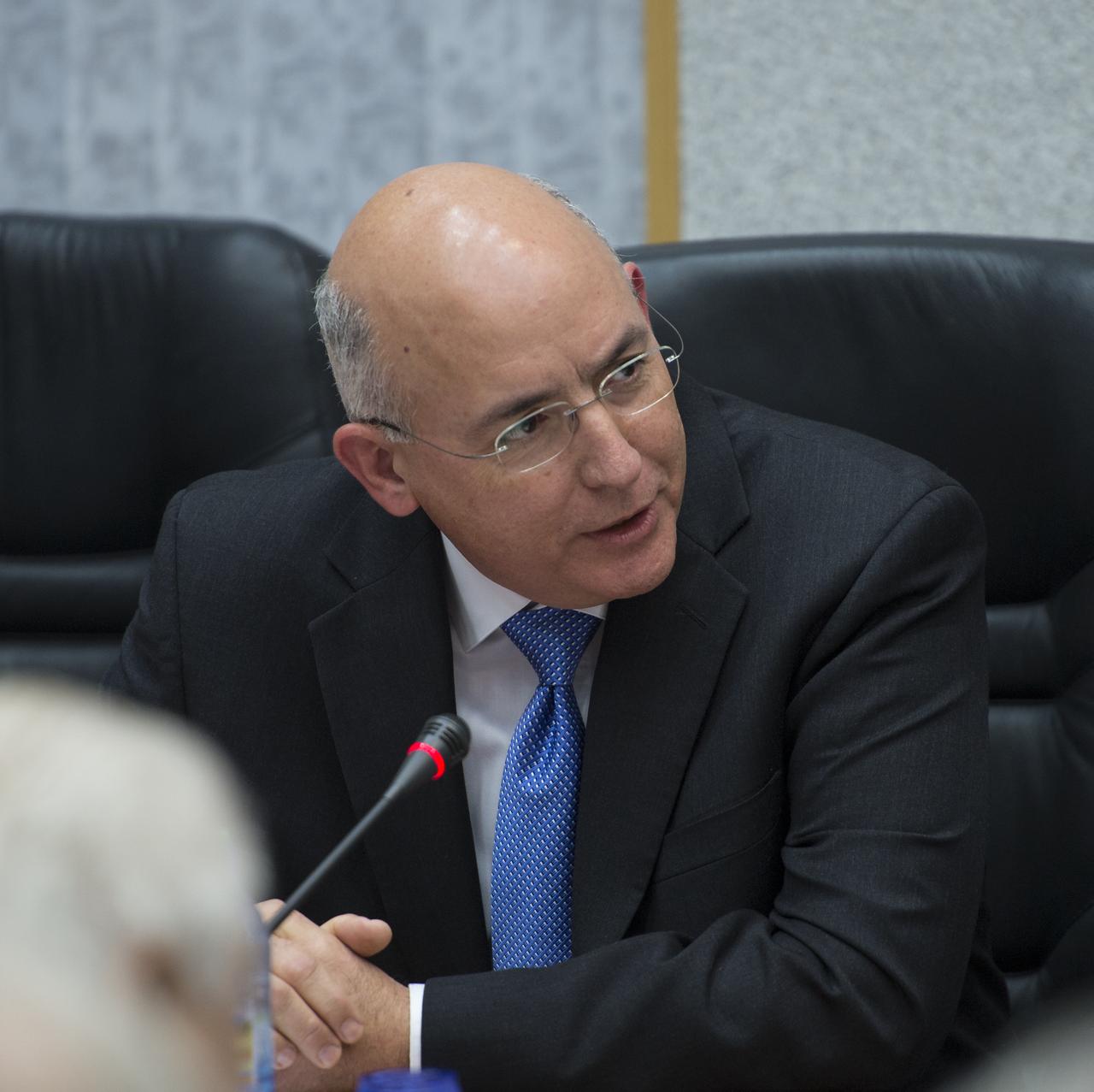 Michael Suffredini, NASA International Space Station Program Manager, speaks during the State Commission meeting to approve the Soyuz launch of Expedition 42 to the International Space Station, Saturday, Nov. 22, 2014, at the Cosmonaut Hotel in Baikonur, Kazakhstan. The mission is set to launch Nov. 24 from the Baikonur Cosmodrome.  Photo Credit: (NASA/Aubrey Gemignani)