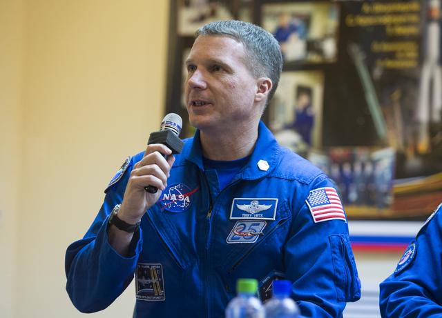 NASA image: Expedition 42 Press Conference