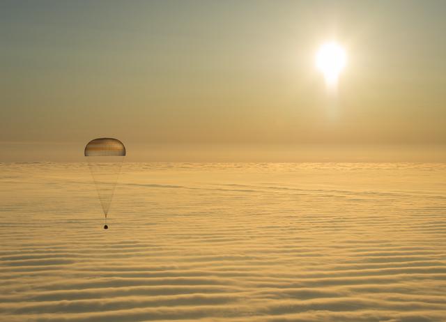 NASA image: Expedition 42 Soyuz TMA-14M Landing