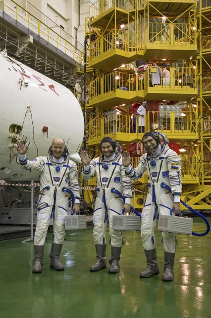 NASA image: Expedition 43 Preflight