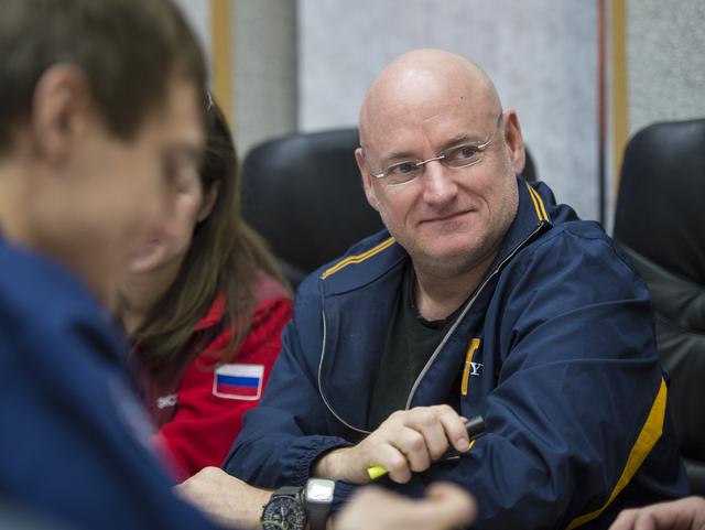 NASA image: Expedition 43 Preflight