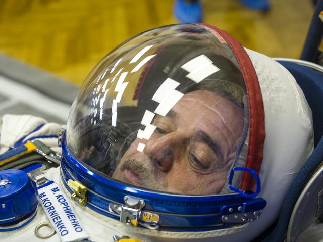 NASA image: Expedition 43 Preflight