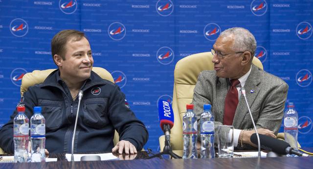 NASA image: Expedition 43 Post Launch Briefing