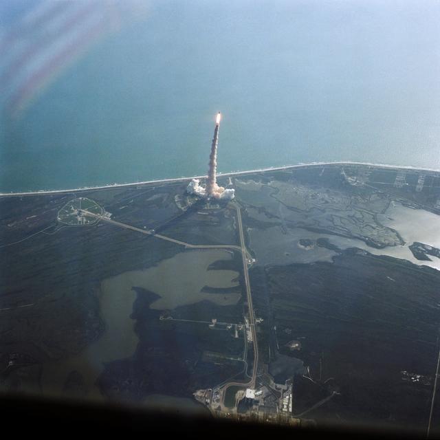 NASA image: Launch of space shuttle Challenger on the 41-C mission