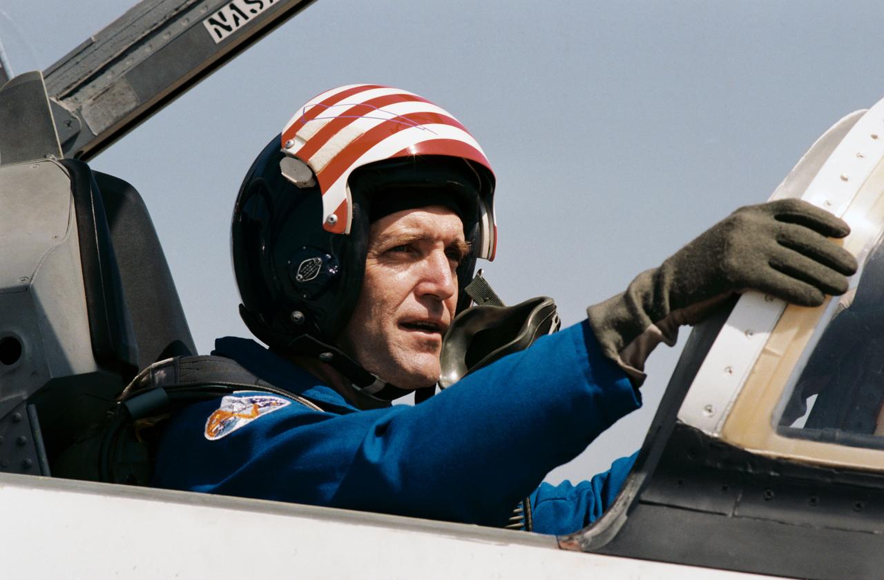 41C-3002 (3 April 1984) --- Astronaut Francis R. (Dick) Scobee, 41-C pilot, is only minutes away from leaving Ellington Air Base in a T-38.  Scobee and four other 41-C crewmembers, along with Astronaut John W. Young, are headed for Florida, site of a launch in three days of the Space Shuttle Challenger.  Scobee, an experienced pilot, is responsible for helping a number of other NASA astronauts learn to fly.  The eleventh Space Shuttle mission will mark his first experience in space.  This photograph was taken by Otis Imboden.