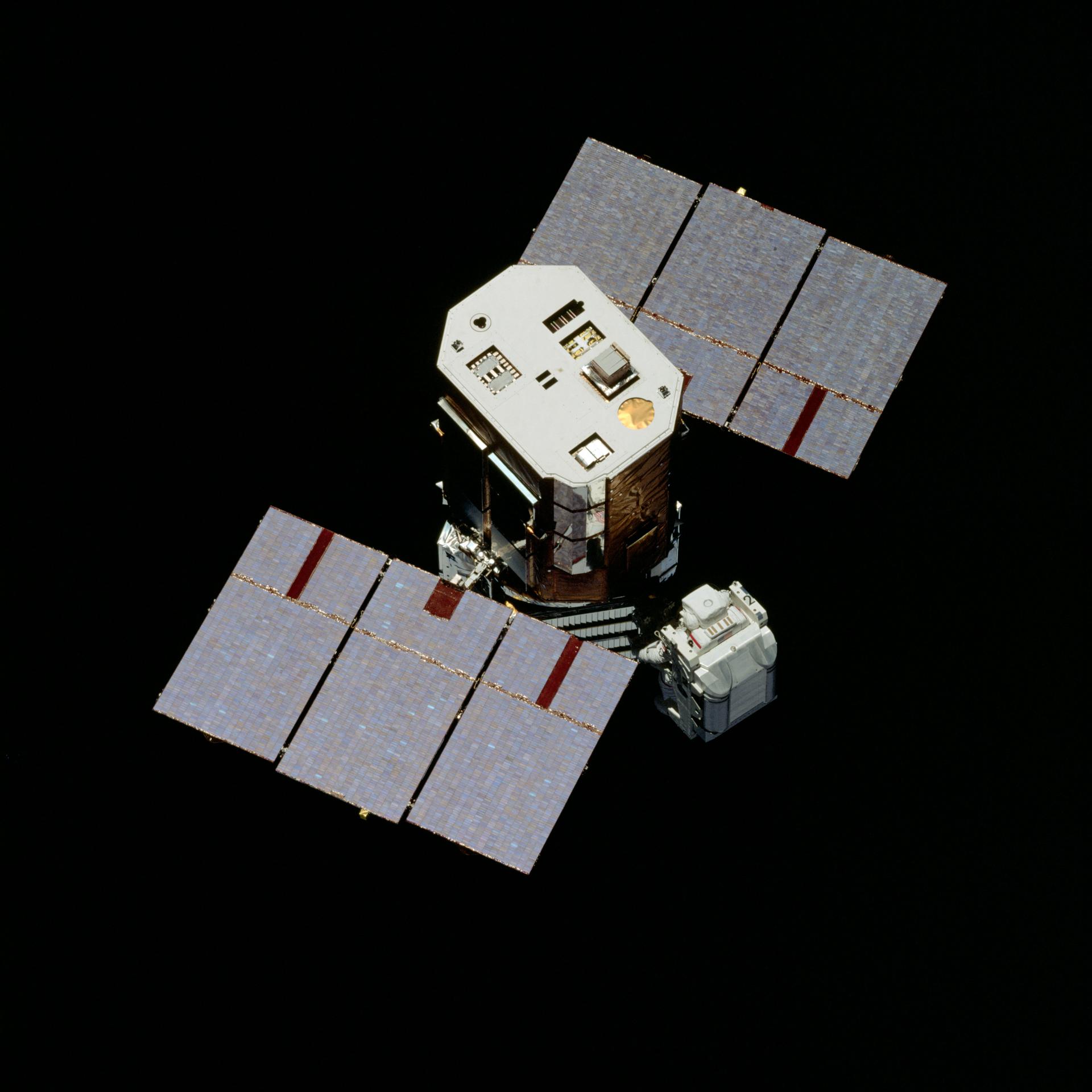 View of the damaged Solar Maximum Mission Satellite