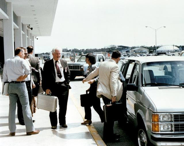 NASA image: Members of the Presidential commission on Challenger accident arrive at KSC