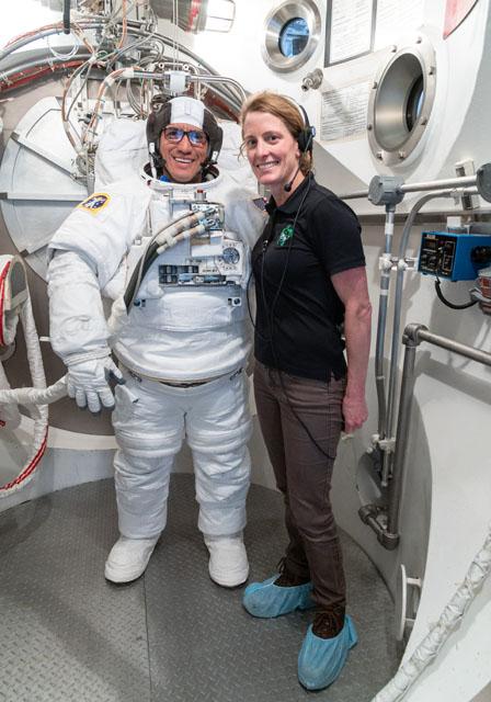 NASA image: Frank Rubio and Loral O'Hara