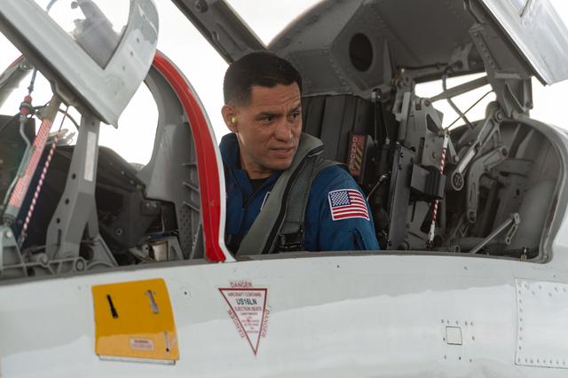 NASA image: NASA Astronaut Frank Rubio in T-38
