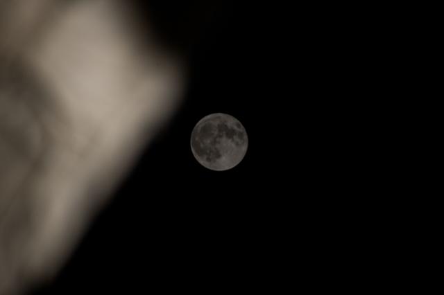 NASA image: September's "Harvest Moon"