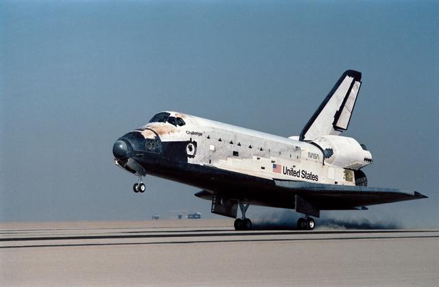 NASA image: Landing of the Shuttle Challenger and end of STS 61-A mission