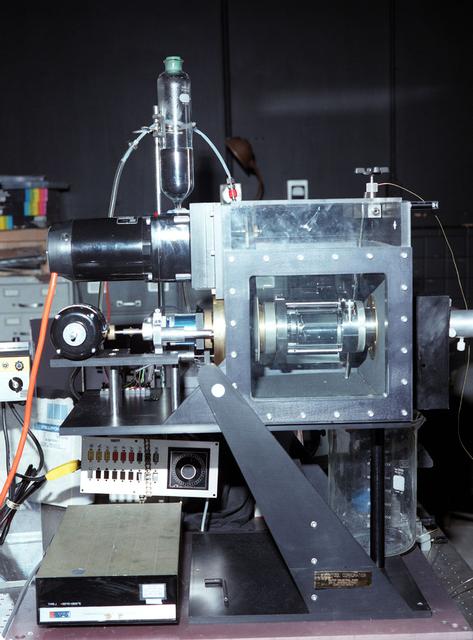 The NASA Bioreactor provides a low turbulence culture environment which promotes the formation of large, three-dimensional cell clusters. Due to their high level of cellular organization and specialization, samples constructed in the bioreactor more closely resemble the original tumor or tissue found in the body. NASA-sponsored bioreactor research has been instrumental in helping scientists to better understand normal and cancerous tissue development. In cooperation with the medical community, the bioreactor design is being used to prepare better models of human colon, prostate, breast and ovarian tumors. Cartilage, bone marrow, heart muscle, skeletal muscle, pancreatic islet cells, liver and kidney are just a few of the normal tissues currently being cultured in rotating bioreactors by investigators.