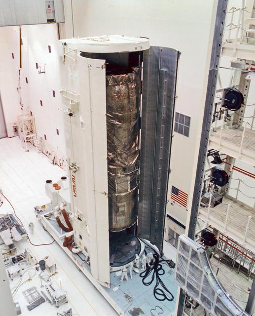 NASA image: KSC-90pc-0457