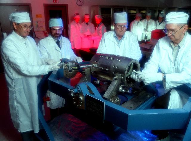 Test of bearing and seal materials in order to develop improved life bearing designs for operating in liquid turbomachinery.