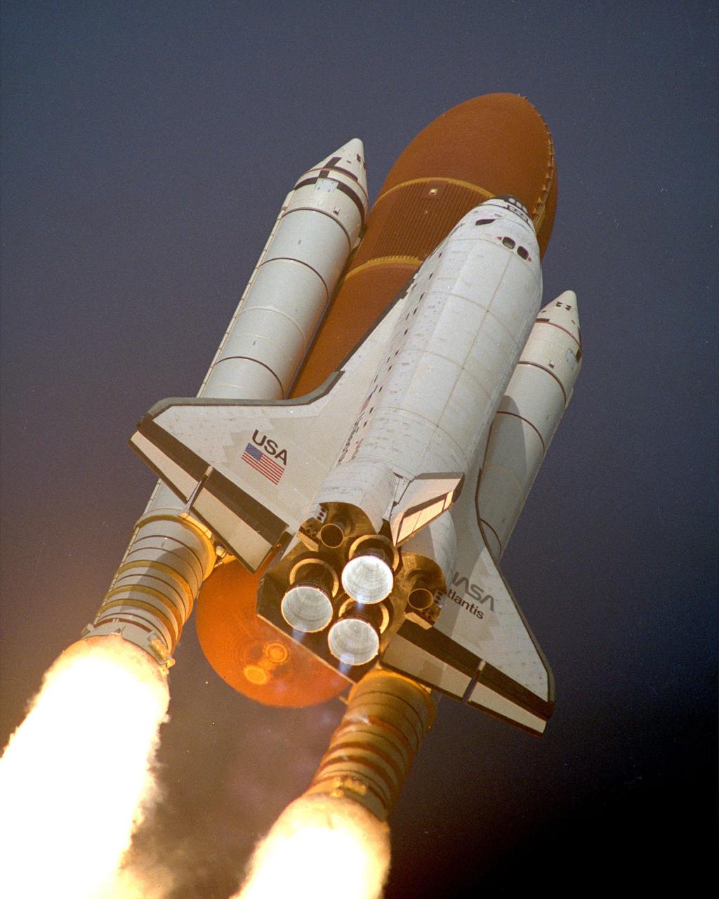 KENNEDY SPACE CENTER, FLA. -- STS-45: Atlantis