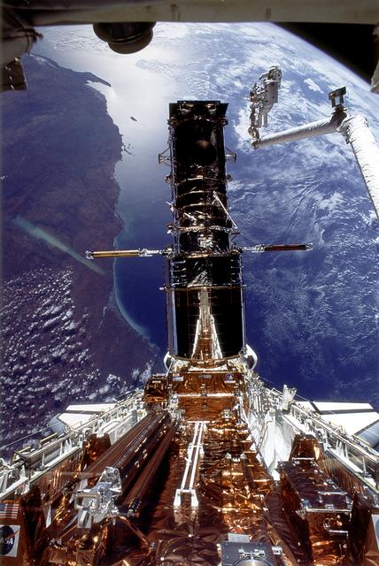 NASA image: History of Hubble Space Telescope (HST)