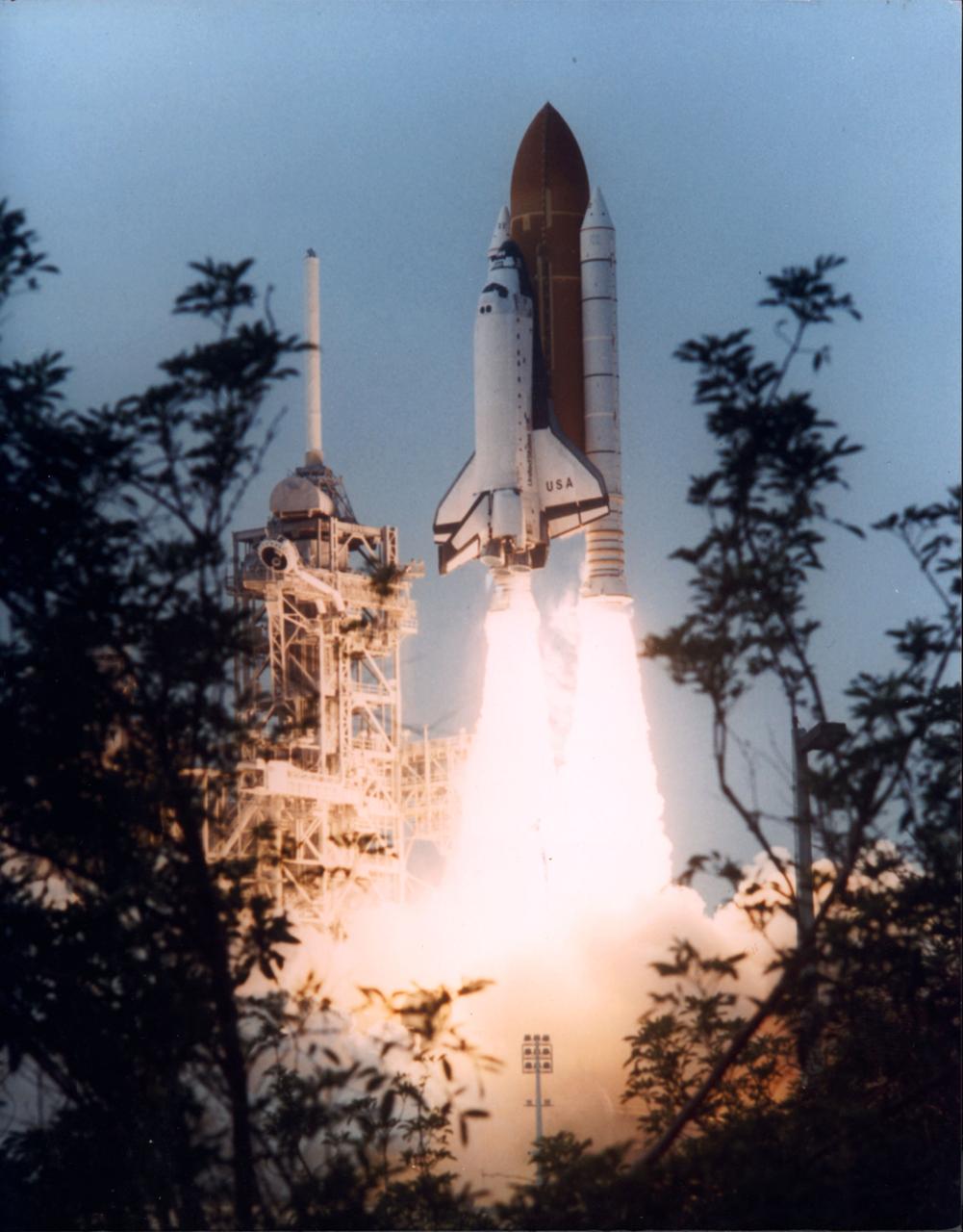 STS-75 Shuttle Columbia Launch