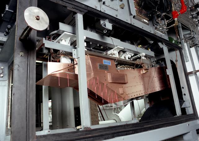 NASA image: -----SPACE TRANSPORTATION