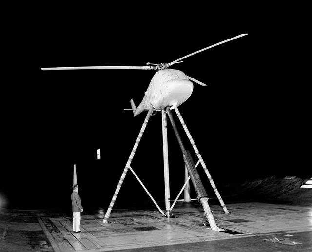 NASA image: Lockheed Rigid Rotor Model in Ames 40x80 Foot Wind Tunnel.